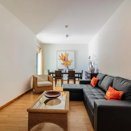 Marina De By Garvetur *